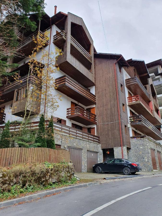 Apartamento Mikerynos 1 Sinaia Exterior foto